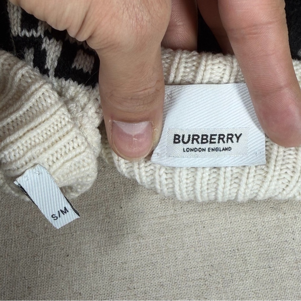 Burberry Cashmere Gloves - Picture 3 of 4